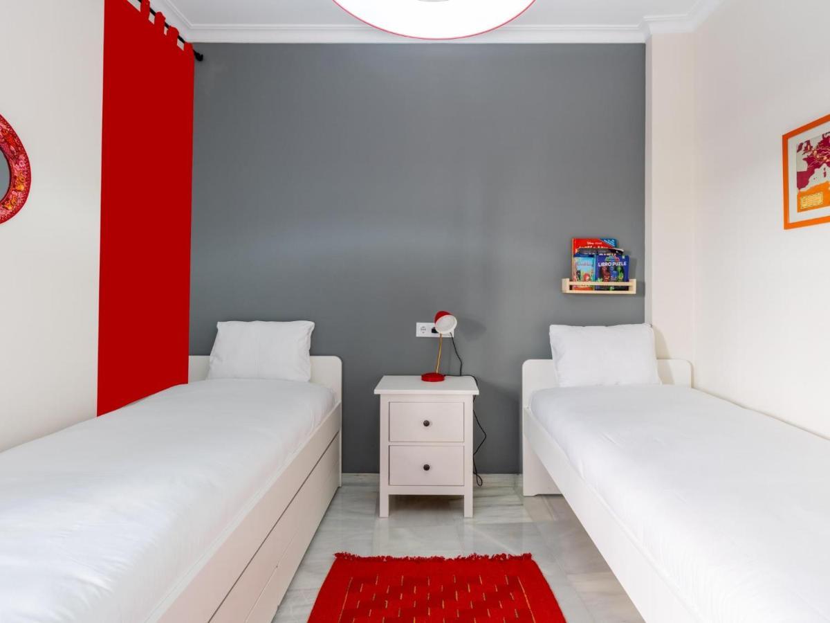 Holi-Rent Penthouse Penuelas Sevilla Eksteriør bilde